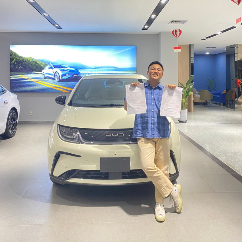 FOTO-DIRI-VEGA-LINGKARAN